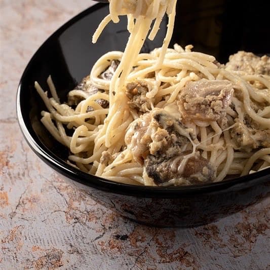 Espaguetis con champiñón y pechuga